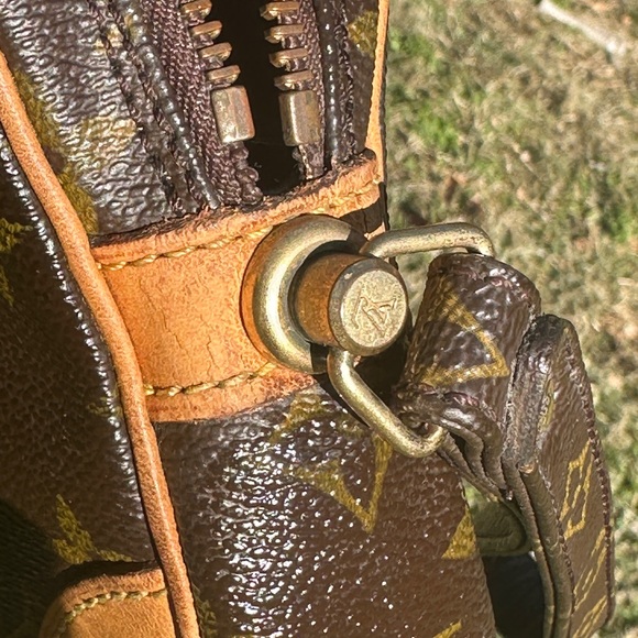 Louis Vuitton Marly Dragonne Wristlet PM w/ COA monogram canvas & leather 881TH - Picture 5 of 8